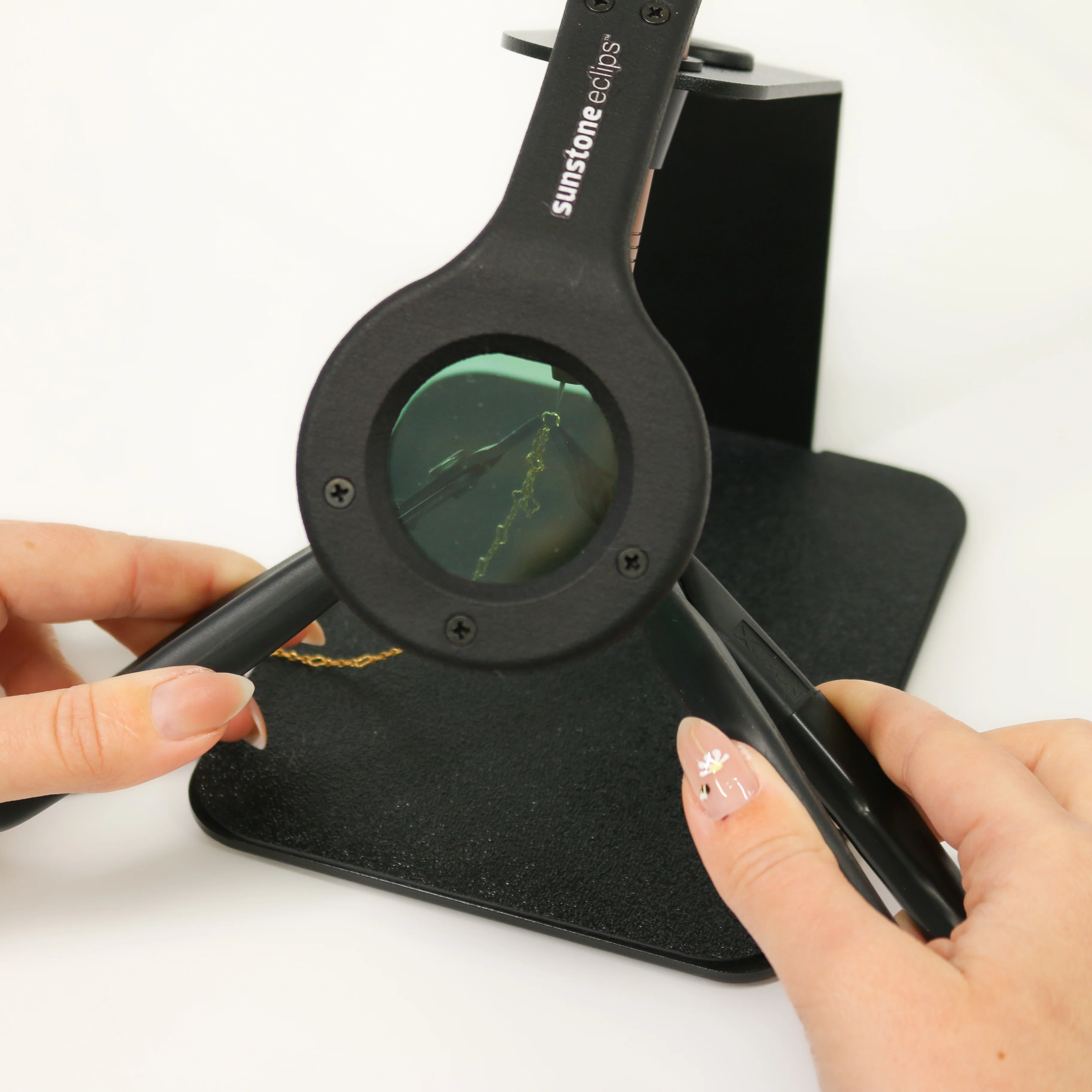 Sunstone eclips™ Auto Darkening Lens with Magnification - Image 4